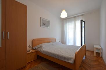 Apartmanok parkolóhellyel Porat, Krk - 21904