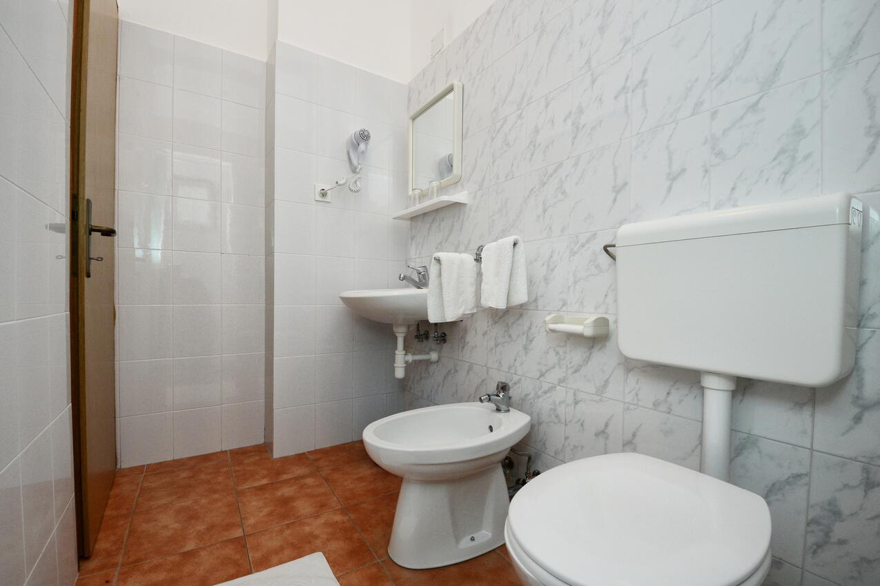 A-21926-a - Alloggi privati - Appartamenti con piscina per famiglie Valica, Umago - Umag