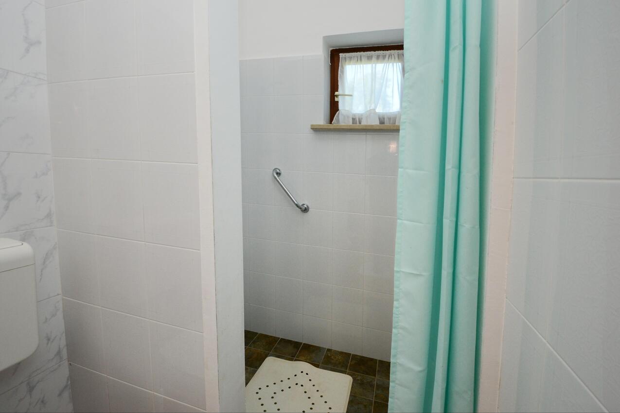 A-21926-a - Alloggi privati - Appartamenti con piscina per famiglie Valica, Umago - Umag