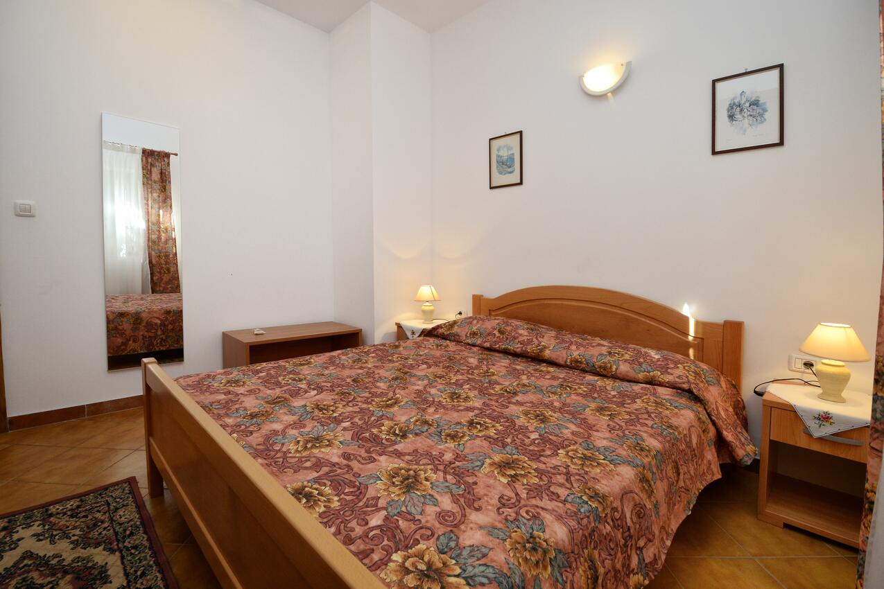 A-21926-a - Alloggi privati - Appartamenti con piscina per famiglie Valica, Umago - Umag