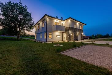 Apartments and rooms with parking space Grabovac, Plitvice - 21931 Adriatic.hr