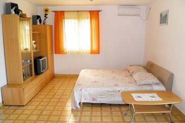 Appartements près de la mer Baie Ljubljeva, Trogir - 2194