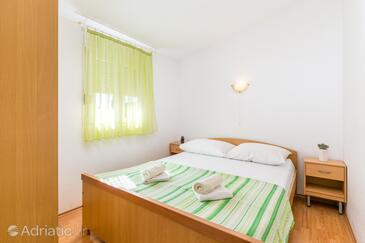 Apartmány s parkovištěm Kaštel Štafilić, Kaštela - 21948