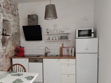 Apartments with parking space Janjina, Pelješac - 21984