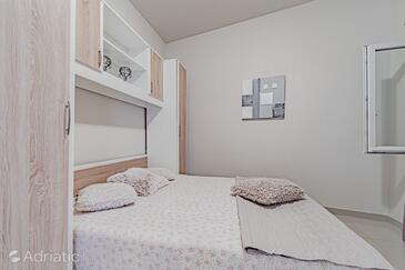 Nyaralóház a tenger mellett Prigradica, Korcula - 21988