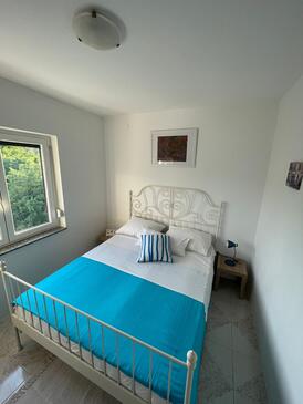 Apartmanok gyermekes családok részére Klanice, Krk - 21992