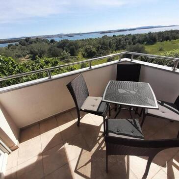 Apartmaji s parkingom Kraj, Pašman - 22000 Adriatic.hr