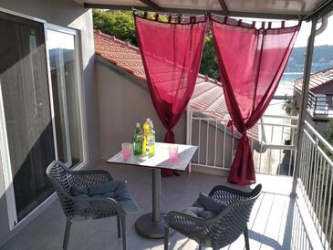 Apartamentos junto al mar Tisno, Murter - 22006