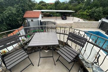 Apartmani s bazenom pogodni za obitelji s djecom Pula - 22040