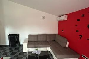 1-Zimmer-Ferienwohnung Pula (A-22040-b)