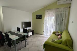1-Zimmer-Ferienwohnung Pula (A-22040-c)