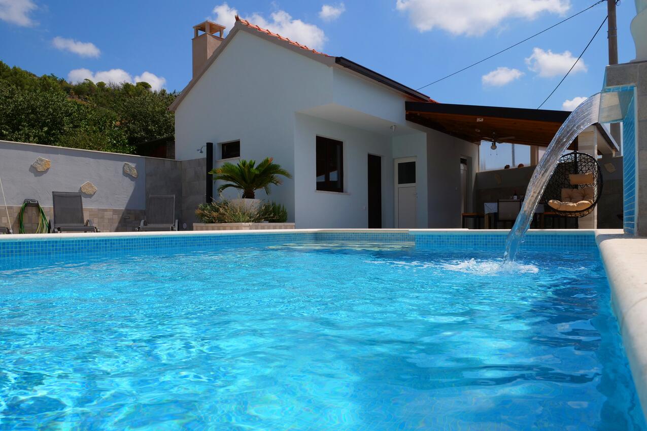 Casa con piscina per famiglia Vinovac, Morlacca - Zagora - 22041