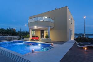 Ferienhaus mit Pool Kastel Gomilica, Kastela - 22042