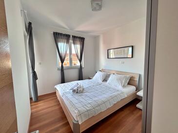 Apartments with parking space Čižići, Krk - 22046