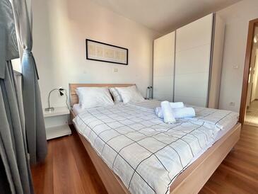 Apartmaji s parkingom Čižići, Krk - 22046