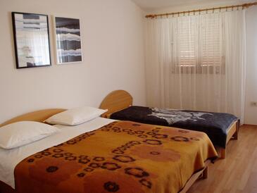 Apartmani s parkingom Rovinj - 2205