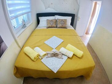 Apartmani s parkingom Novalja, Pag - 22055