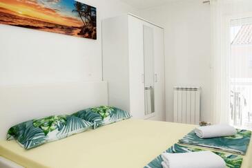 Apartments with parking space Kaštel Lukšić, Kaštela - 22071