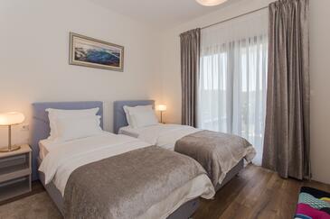 Haus mit Pool für Familien Vinisce, Trogir - 22073