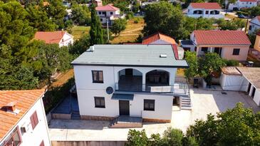 Apartments With Parking Space Seline, Paklenica - 22077 - Starigrad