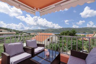 Appartamenti con piscina per famiglie Poljica, Traù - Trogir - 22079