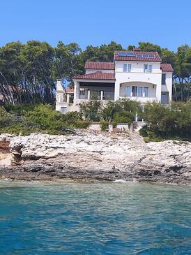 Casa Fronte Mare Con Vasca Idromassaggio Baia Tri Luke, Curzola - Korčula - 22092 - Vallegrande