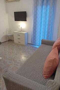 Mirca, Sala de estar en alojamiento de tipo apartment, aire acondicionado disponible y WiFi.