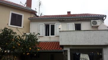 Apartmaji s parkingom Mirca, Brač - 22108 Adriatic.hr