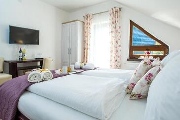 Rooms Jezerce, Lika and Gorski kotar