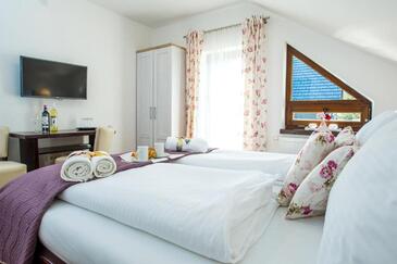 Rooms Jezerce, Lika and Gorski kotar