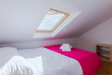 Rodinné apartmány s bazénem Milna, Brač - 22122