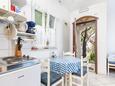 Supetar, Eetkamer in accommodatietype apartment, WiFi.