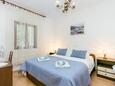 Supetar, Schlafzimmer in folgender Unterkunftsart apartment, WiFi.