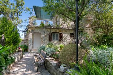 Apartmanok parkolóhellyel Supetar, Brac - 22123 Adriatic.hr