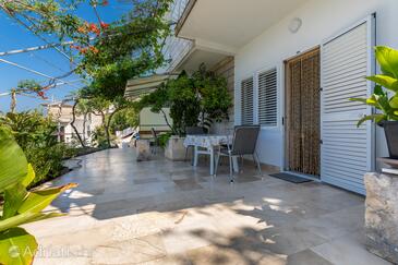 Apartmani uz more Bratuš, Makarska - 22135