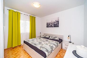 Apartmanok parkolóhellyel Postira, Brac - 22166