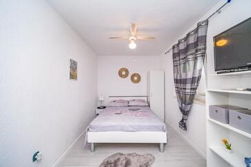 Appartamenti con parcheggio Postire - Postira, Brazza - Brač - 22166