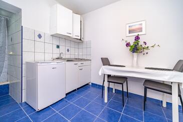 Appartamenti con parcheggio Postire - Postira, Brazza - Brač - 22166