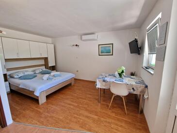 Apartments with parking space Barbat, Rab - 22167