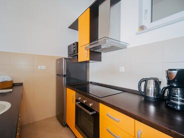 Ferienwohnungen mit Parkplatz Okrug Gornji, Ciovo - 22182