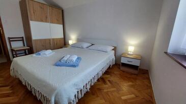 Lägenheter med parkering Cres - 22185