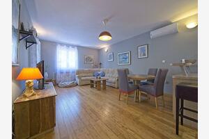 2-Zimmer-Ferienwohnung Postira, Brac (A-22196-a)