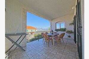Appartamento di due stanze Postire - Postira, Brazza - Brač (A-22200-b)