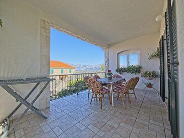 Apartamentos junto al mar Postira, Brac - 22200