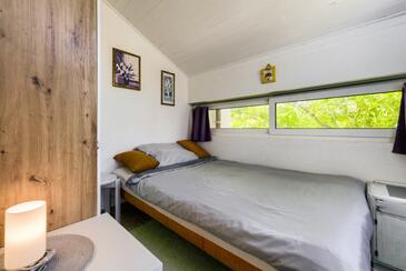 Apartamente lângă mare Vir - 22208