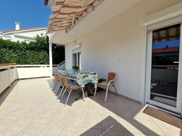 Dvosobni apartman Barbat, Rab (A-22217-a(