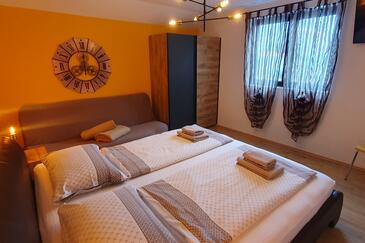 Apartmány pro rodiny s dětmi Lopar, Rab - 22227