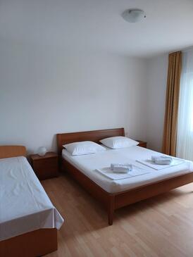 Apartmaji ob morju Kampor, Rab - 22228