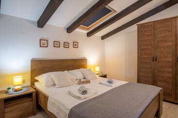 Robinzonska hiša z bazenom Košljun, Pag - 22238