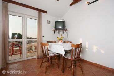 Leiligheter med parkering Rovinj - 2224